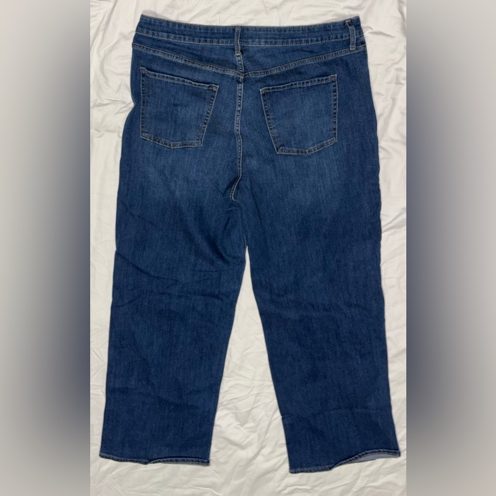 Old Navy High-Waisted Wow Wide-Leg Jeans Medium Wash Size 16 - Picture 7 of 7